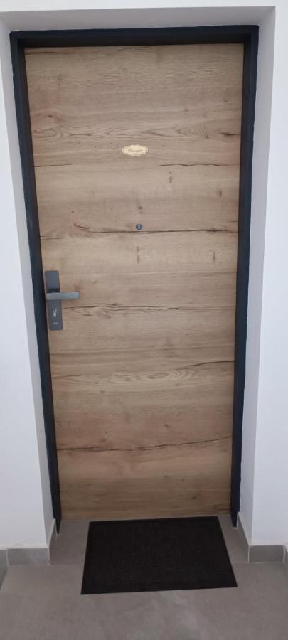 Smokva Lägenhet Zadar Exteriör bild